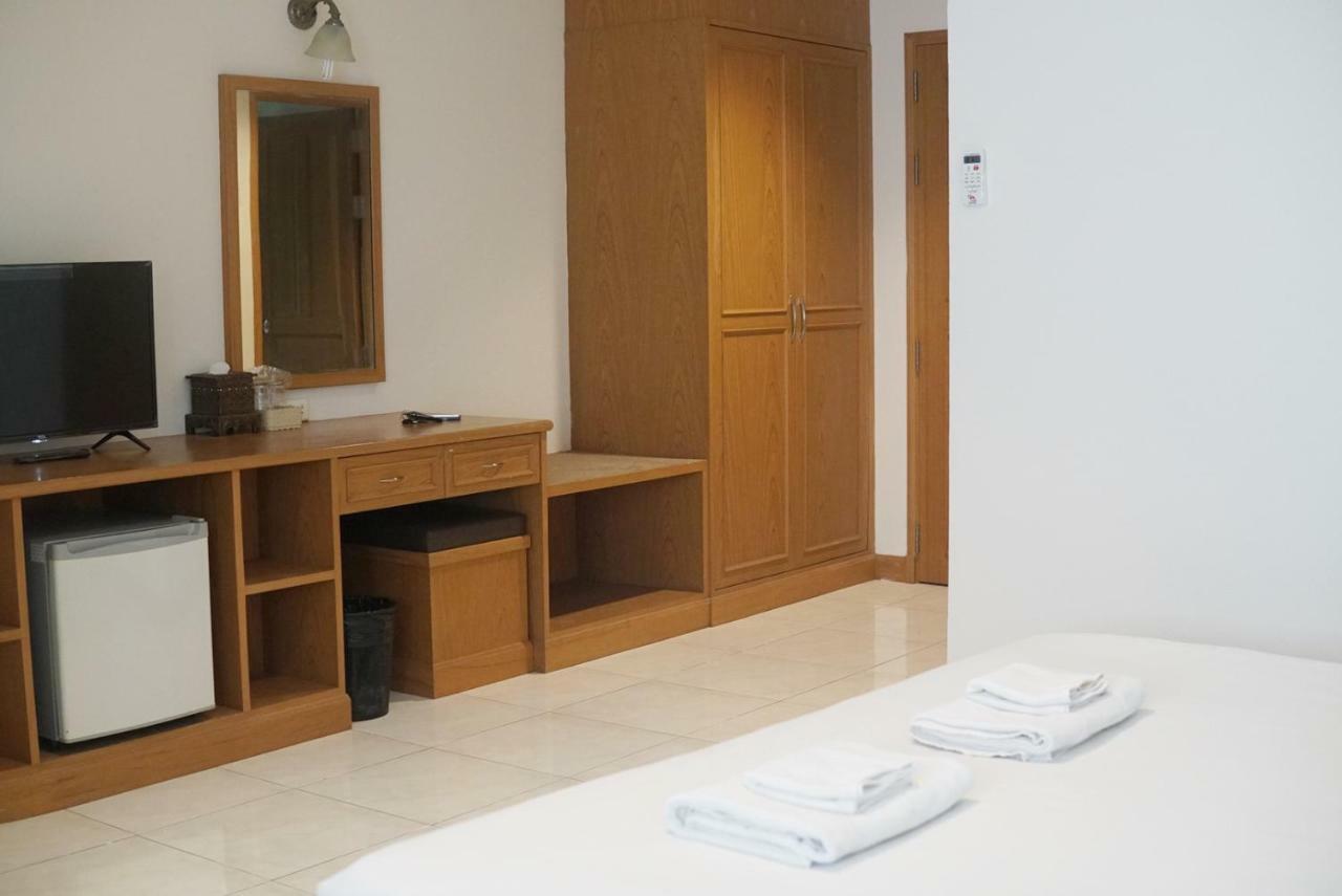 Total-Inn Patong Екстер'єр фото